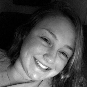 Meet your Posher, Alisa